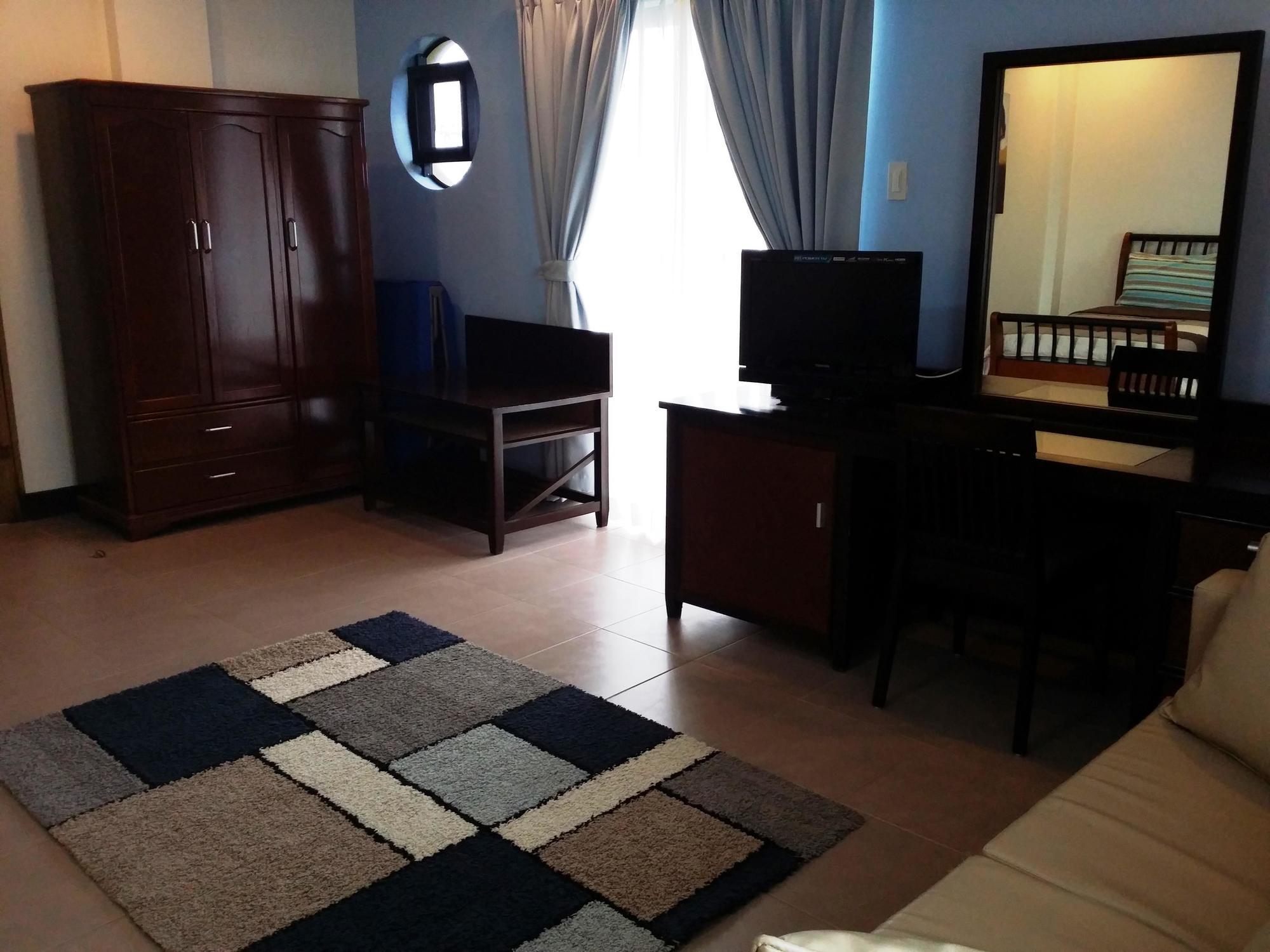 Palms Seaside Inn And Resort Medellin Ngoại thất bức ảnh