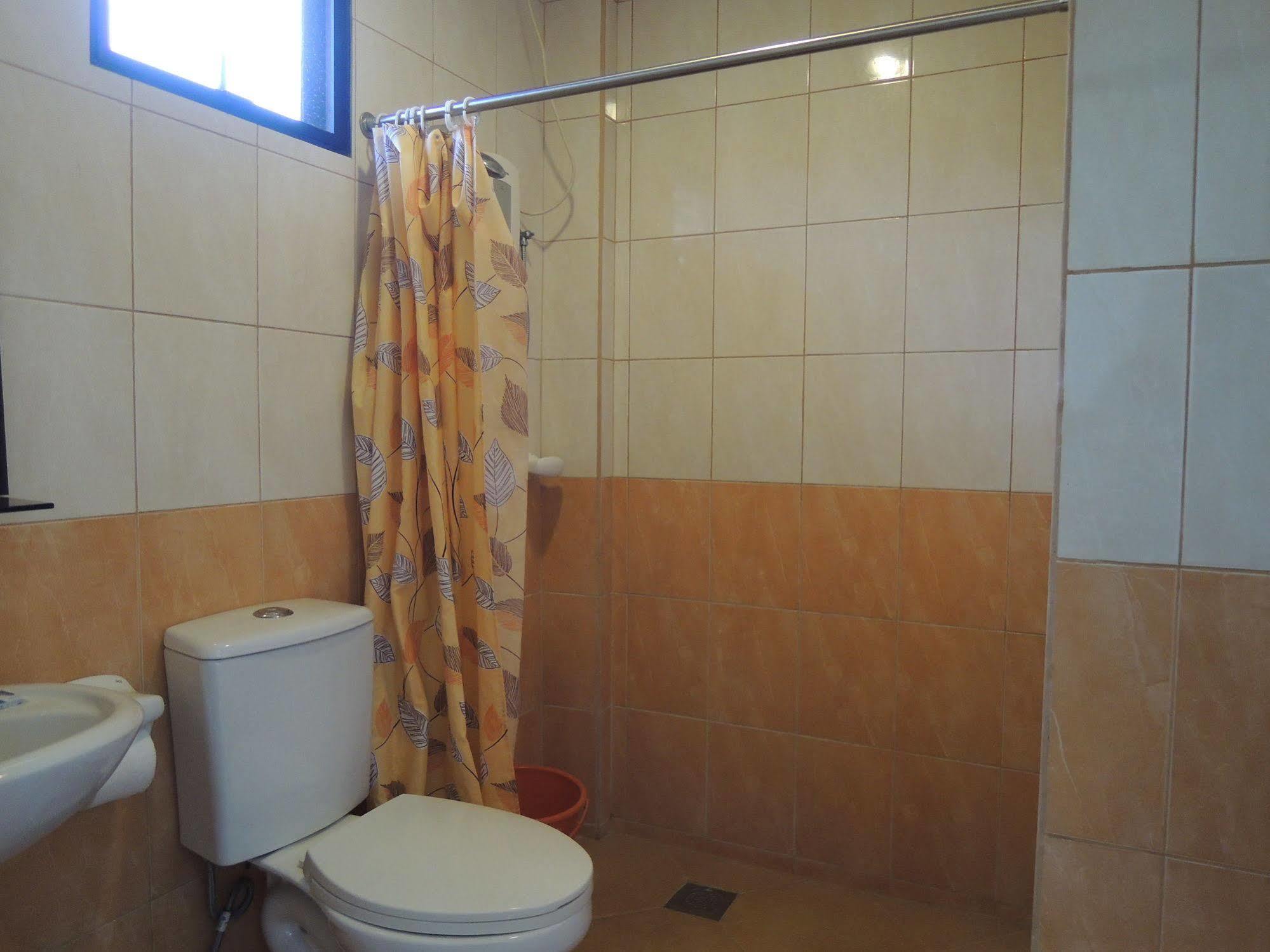 Palms Seaside Inn And Resort Medellin Ngoại thất bức ảnh