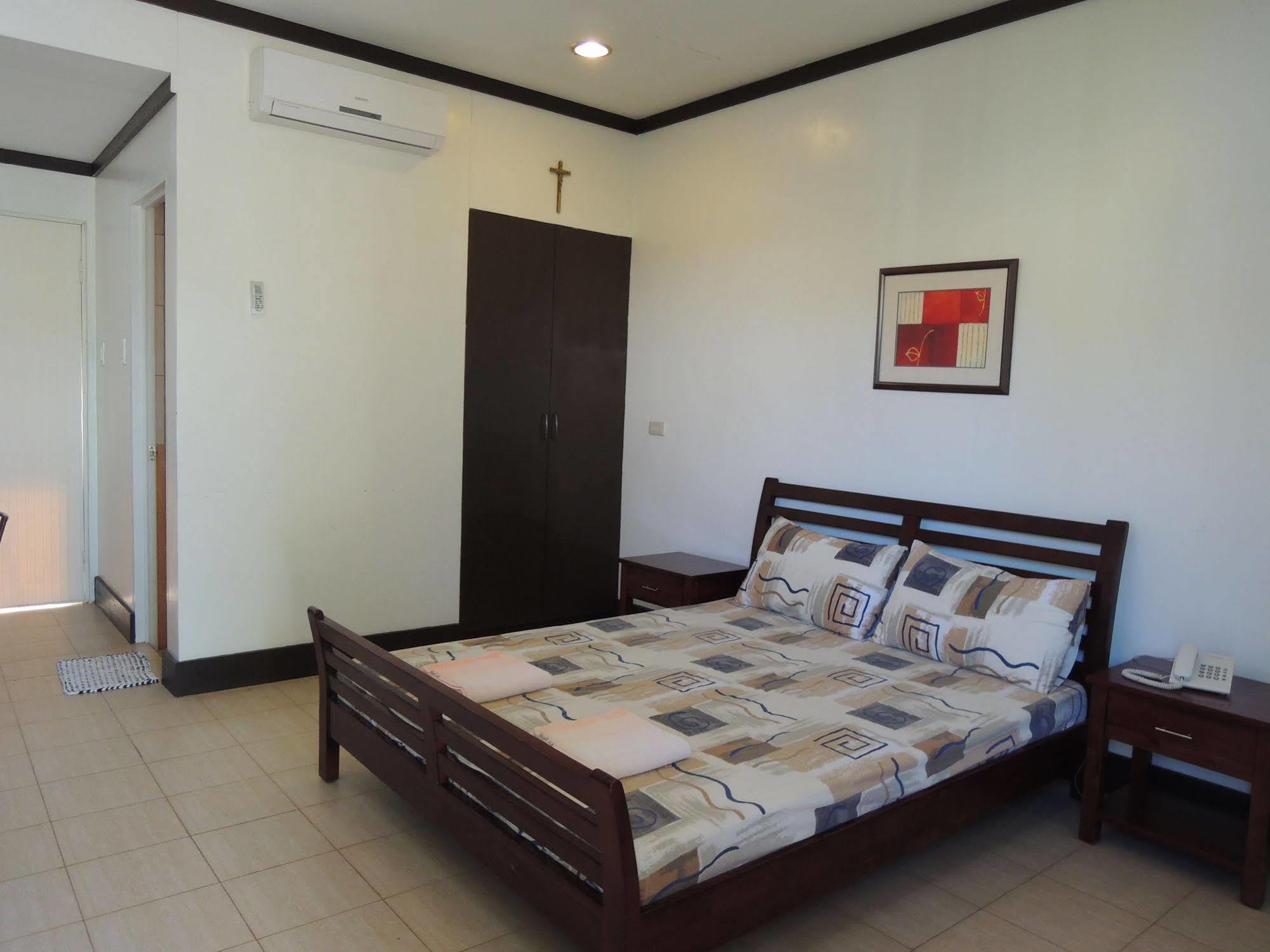 Palms Seaside Inn And Resort Medellin Ngoại thất bức ảnh