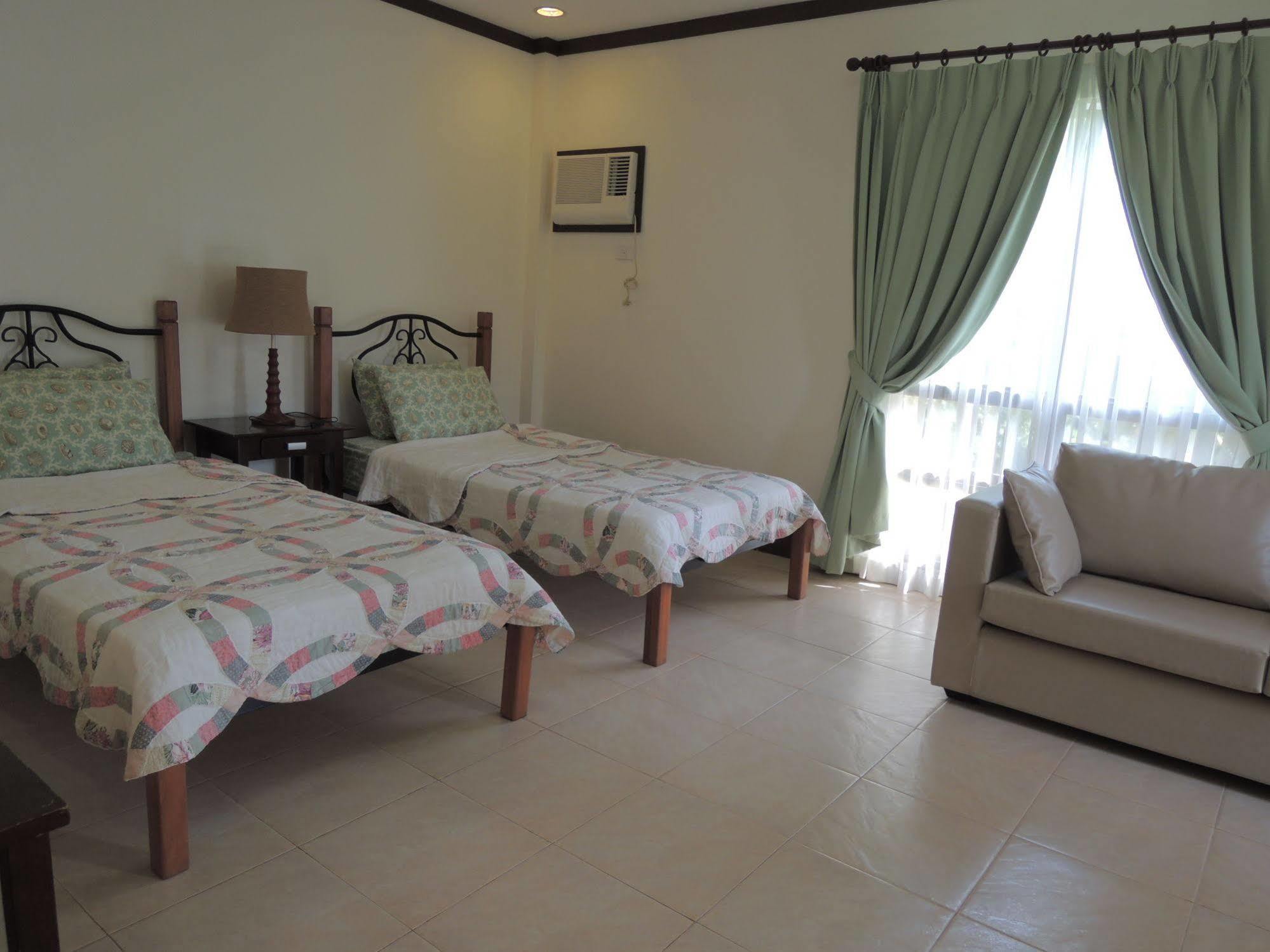 Palms Seaside Inn And Resort Medellin Ngoại thất bức ảnh
