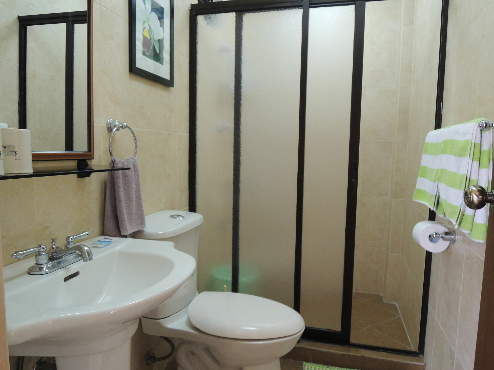 Palms Seaside Inn And Resort Medellin Ngoại thất bức ảnh